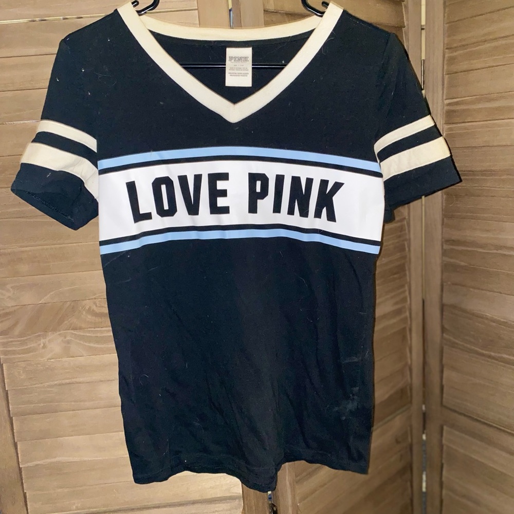 PINK Victoria Secret tee shirt. Size XS but will fit Small. EUC